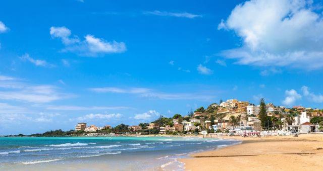 Casa Vacanze La Casetta Di Zinu' Porto Empedocle Kültér fotó